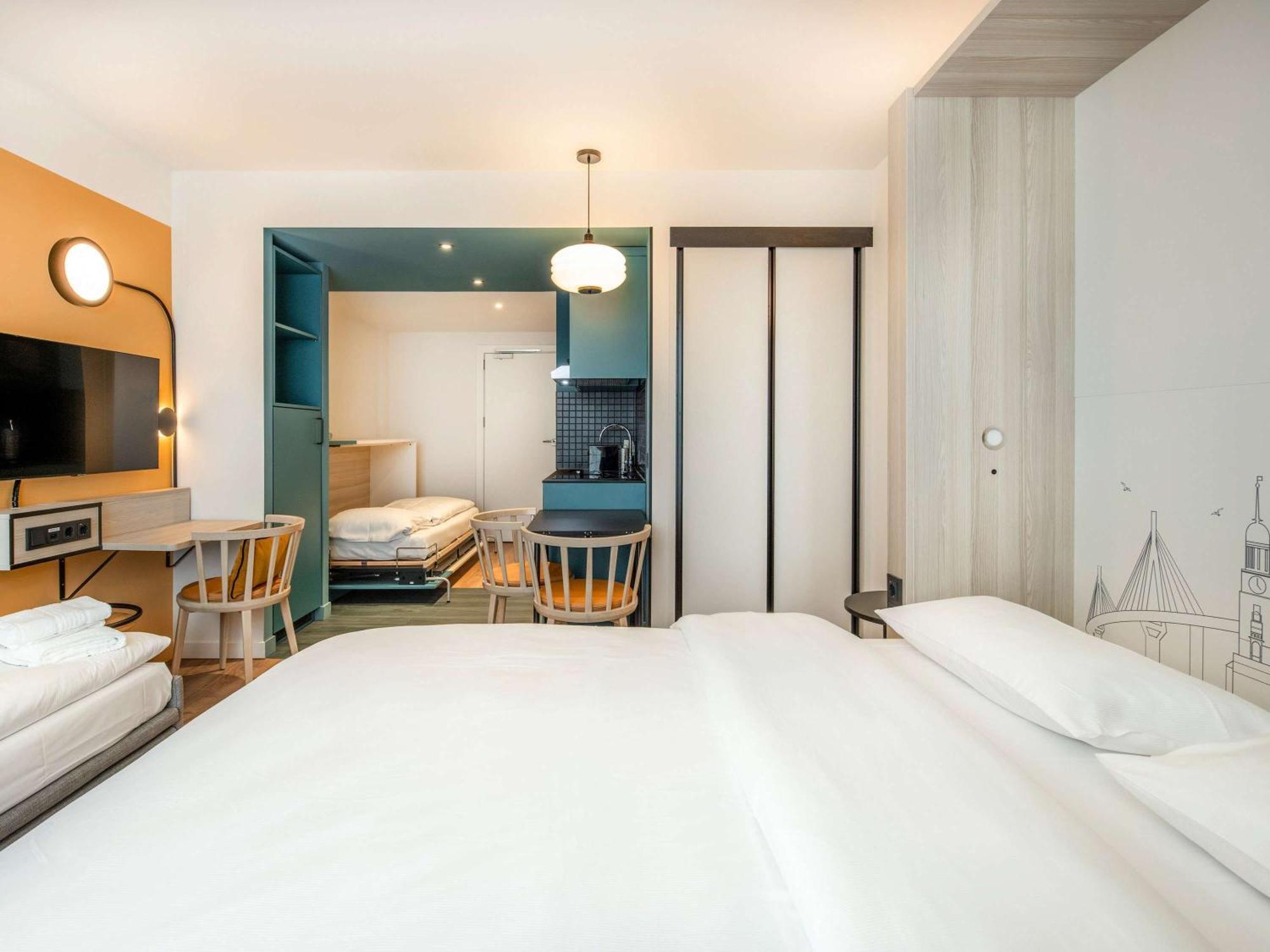 Aparthotel Adagio Access Porte De Camargue แซ็ง-มาร์ตอง-เดอ-ครูว์ ภายนอก รูปภาพ