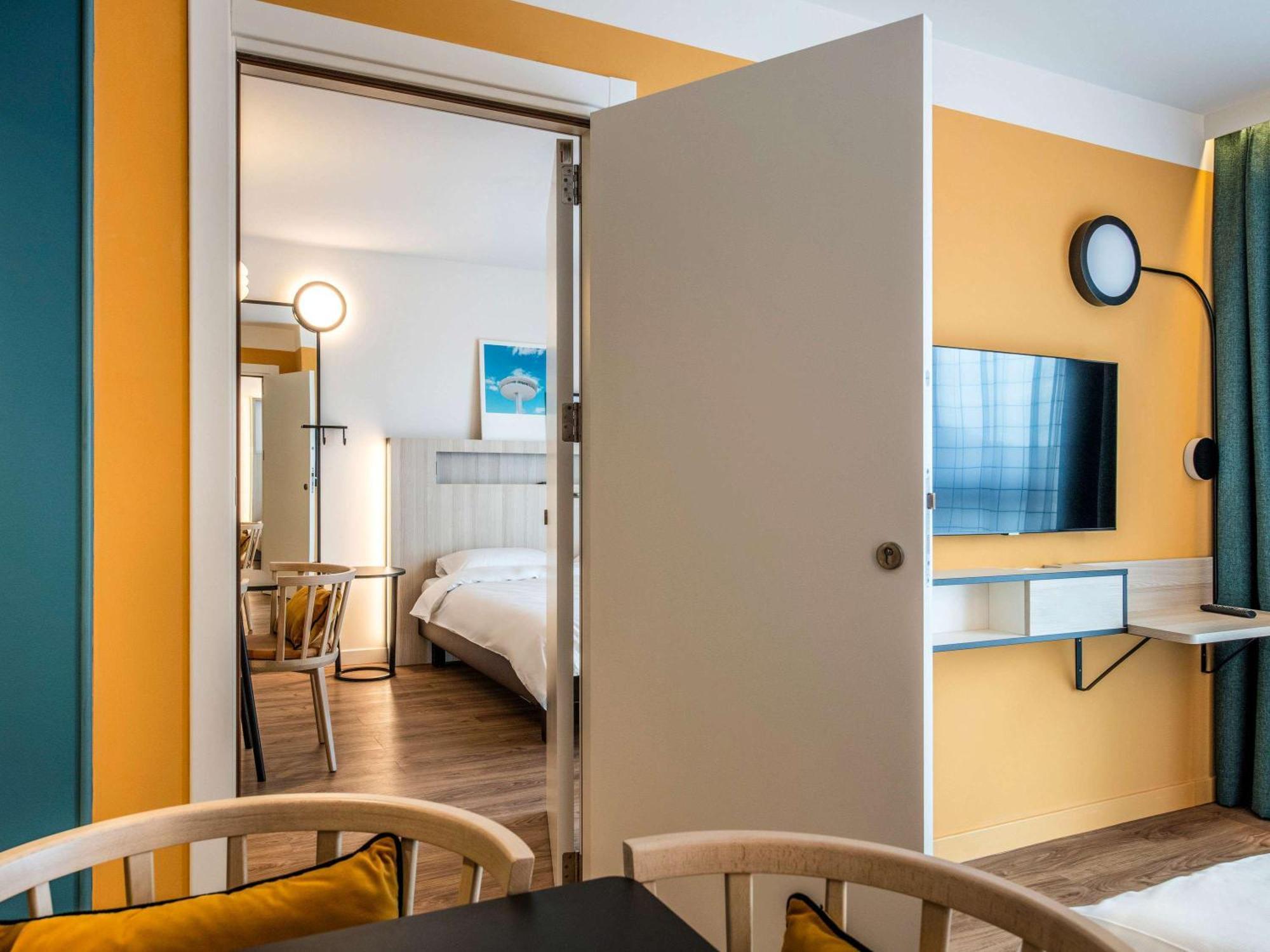 Aparthotel Adagio Access Porte De Camargue แซ็ง-มาร์ตอง-เดอ-ครูว์ ภายนอก รูปภาพ