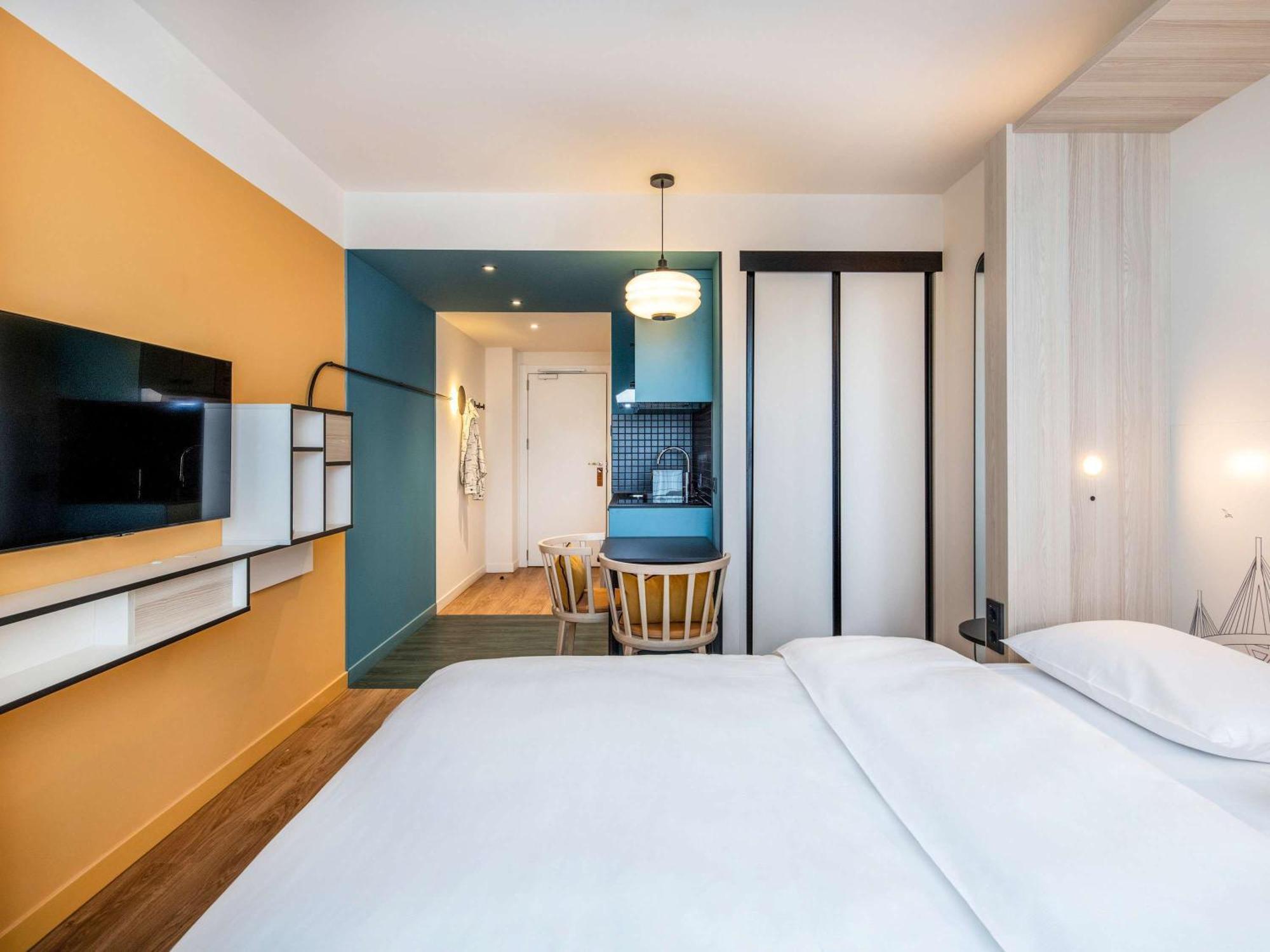 Aparthotel Adagio Access Porte De Camargue แซ็ง-มาร์ตอง-เดอ-ครูว์ ภายนอก รูปภาพ